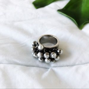 🍃Swatch Love Explosion Pearl Ring